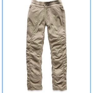 NWT North Face Aphrodite pant